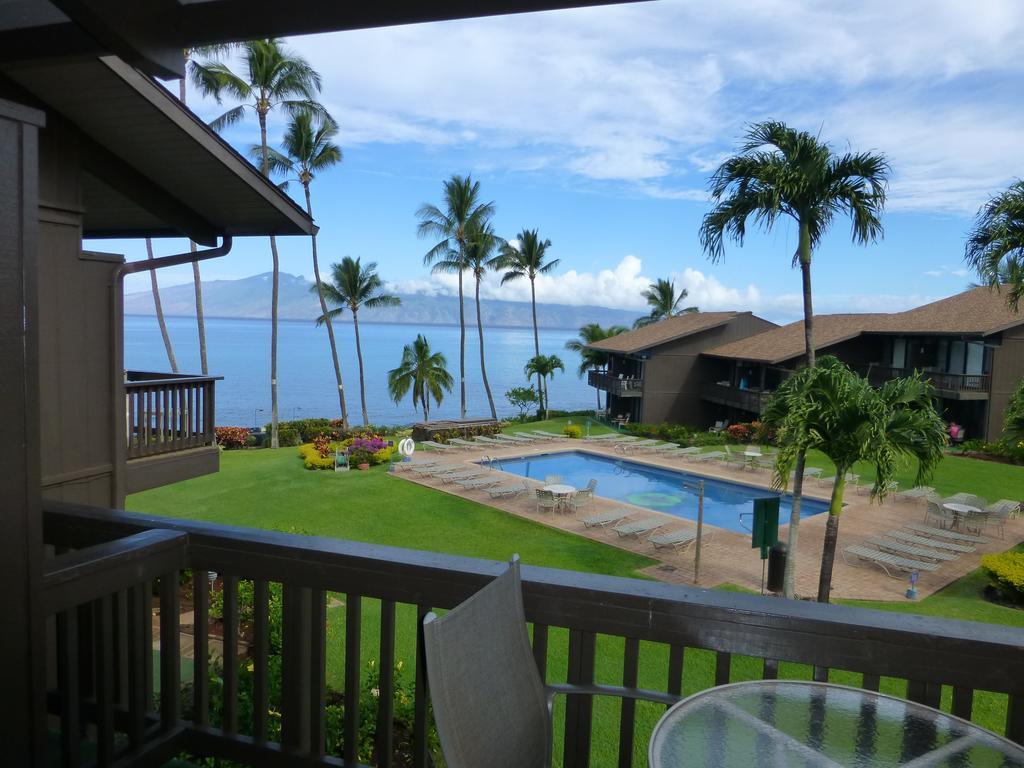 Mahina Surf 220 By Redawning Aparthotel Lahaina Exteriör bild