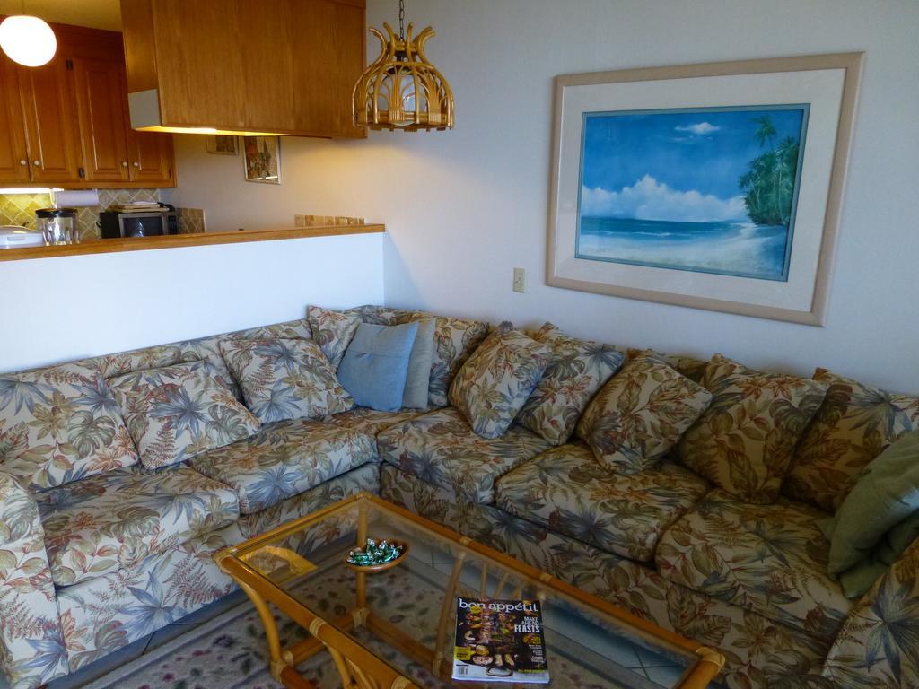 Mahina Surf 220 By Redawning Aparthotel Lahaina Exteriör bild